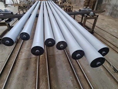 Vérin hydraulique à rappel par ressort